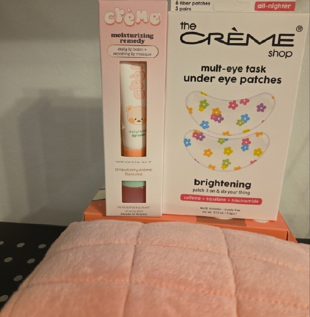 Hello Kitty Quilted Cosmetic Bag Creme Shop Bundle - Picture 3 of 3